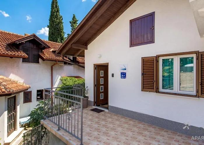 Follow Me アパート *